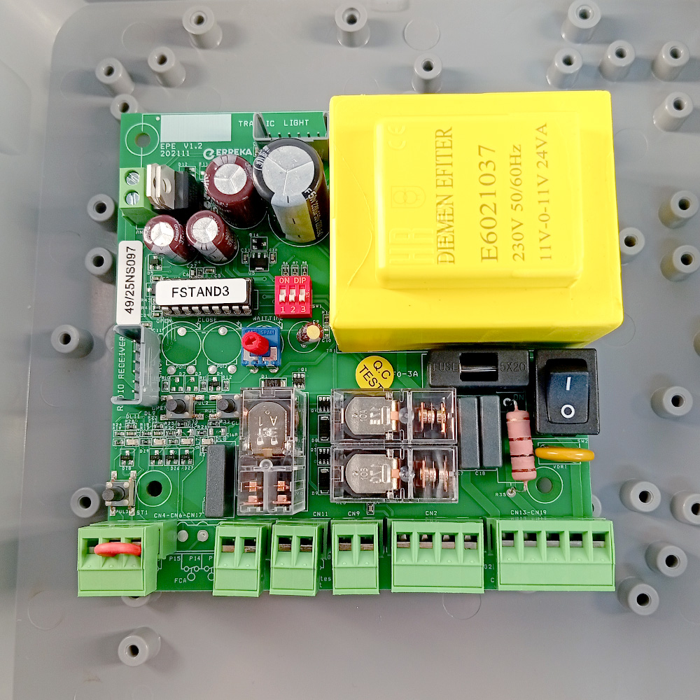 Cuadro de maniobra EPE-B09 para ORION central